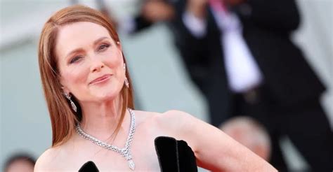 julianne moore nackt|Julianne Moore nude compilation